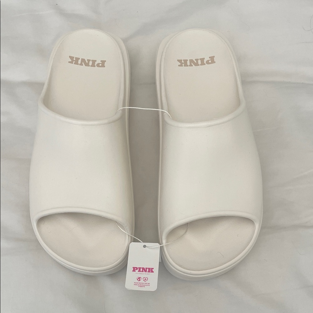 PINK Victoria's Secret Women's Cream Slippers